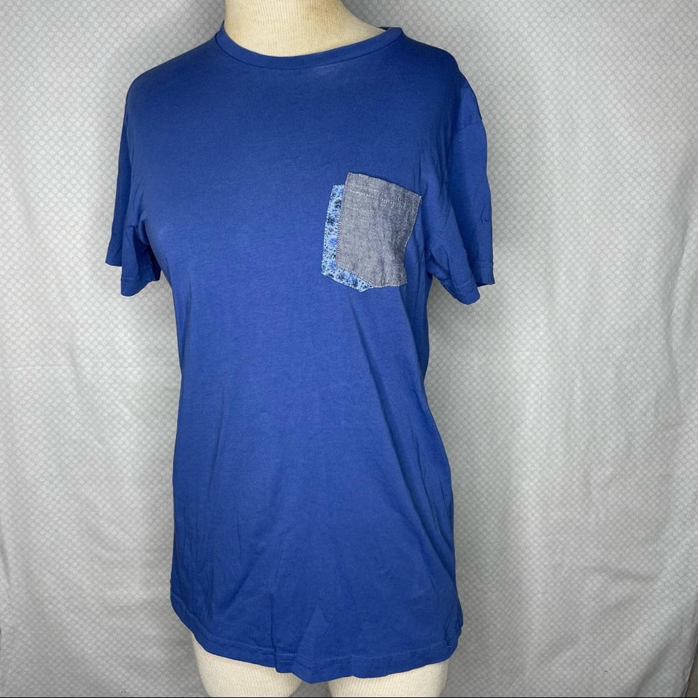 Steel & Jelly blue tshirt small